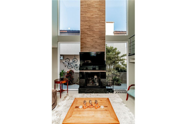 Imagem Casa com 4 Quartos à Venda, em Centro - Viamão Imagem Casa com 4 Quartos à Venda, em Centro - Viamão