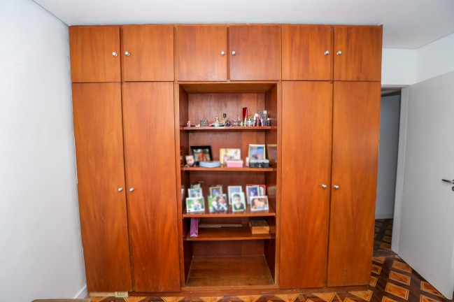 Imagem Sobrado com 4 Quartos à Venda, em Vila Brasilina - São Paulo Imagem Sobrado com 4 Quartos à Venda, em Vila Brasilina - São Paulo