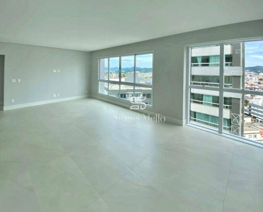 Apartamento com 4 Quartos à Venda, 132 m² em 2 Quadra Centro - Balneário Camboriú