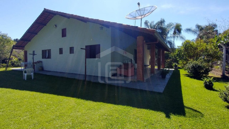 Imagem Imóvel com 3 Quartos à Venda, 3.800 m² em Souza Lima - Poços De Caldas Imagem Imóvel com 3 Quartos à Venda, 3.800 m² em Souza Lima - Poços De Caldas