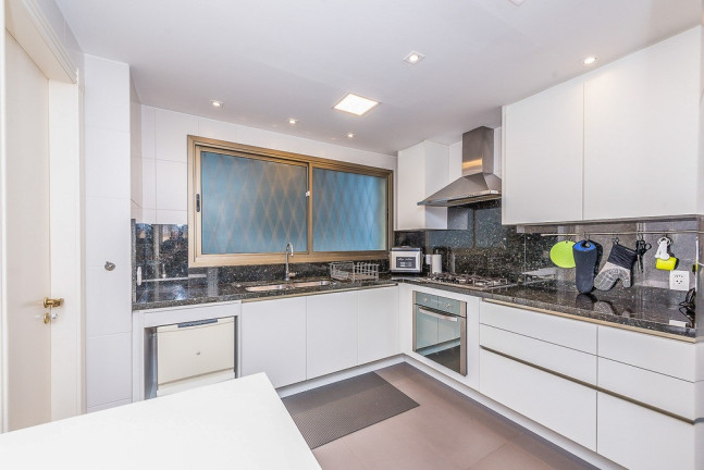 Imagem Apartamento com 3 Quartos à Venda, 203 m² em Rio Branco - Porto Alegre Imagem Apartamento com 3 Quartos à Venda, 203 m² em Rio Branco - Porto Alegre