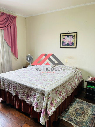 Imagem Casa com 5 Quartos à Venda, 320 m² em Vila Aquilino - Santo André Imagem Casa com 5 Quartos à Venda, 320 m² em Vila Aquilino - Santo André