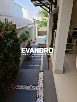 Imagem Casa com 4 Quartos à Venda, 375 m² em Condomínio Belvedere - Cuiabá Imagem Casa com 4 Quartos à Venda, 375 m² em Condomínio Belvedere - Cuiabá