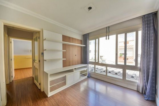 Imagem Imóvel com 2 Quartos à Venda, 75 m² em Rio Branco - Porto Alegre Imagem Imóvel com 2 Quartos à Venda, 75 m² em Rio Branco - Porto Alegre