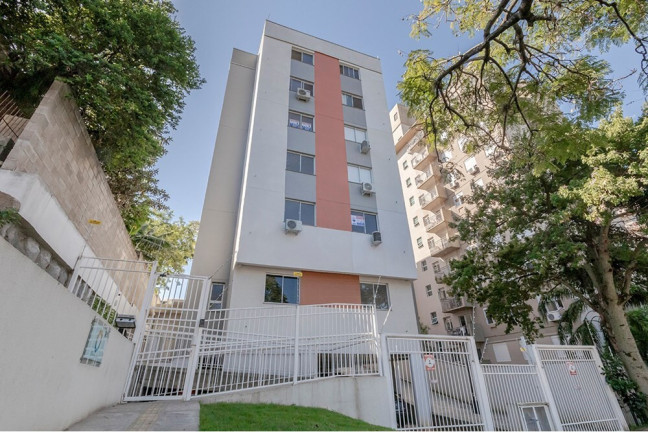 Imagem Imóvel com 2 Quartos à Venda, 43 m² em Tristeza - Porto Alegre Imagem Imóvel com 2 Quartos à Venda, 43 m² em Tristeza - Porto Alegre