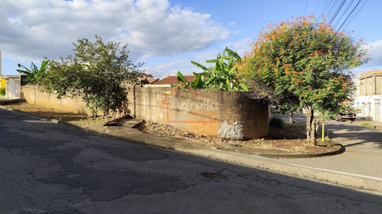 Imagem Terreno à Venda, 338 m² em Parque Residencial Cambuí - Mogi Guaçu Imagem Terreno à Venda, 338 m² em Parque Residencial Cambuí - Mogi Guaçu