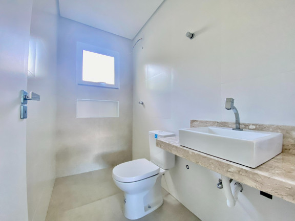 Imagem Casa com 3 Quartos à Venda, 250 m² em Forquilhas - São José