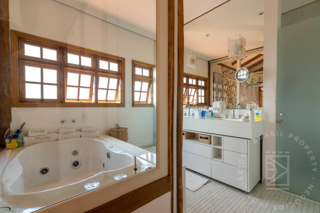 Imagem Casa com 4 Quartos à Venda, 1 m² em Aldeia Da Serra - Barueri Imagem Casa com 4 Quartos à Venda, 1 m² em Aldeia Da Serra - Barueri