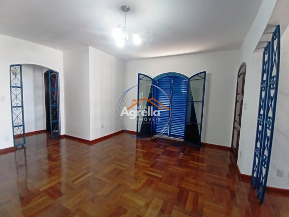 Imagem Casa com 3 Quartos à Venda, 252 m² em Vila Melo - Mogi Mirim Imagem Casa com 3 Quartos à Venda, 252 m² em Vila Melo - Mogi Mirim