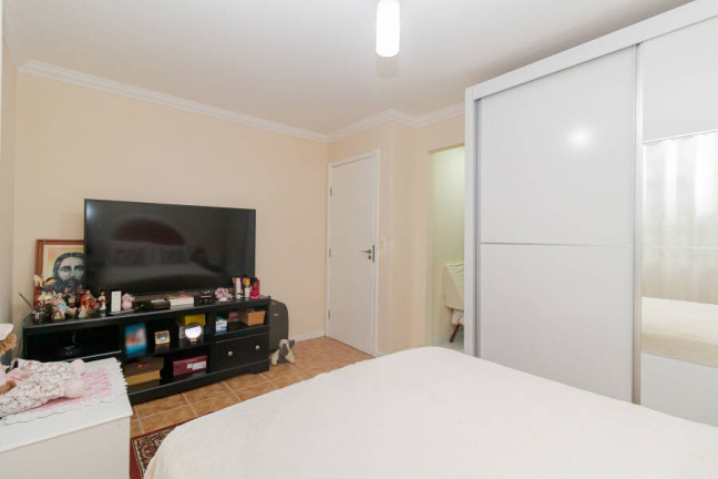 Imagem Casa com 3 Quartos à Venda, 140 m² em Guaíra - Curitiba Imagem Casa com 3 Quartos à Venda, 140 m² em Guaíra - Curitiba
