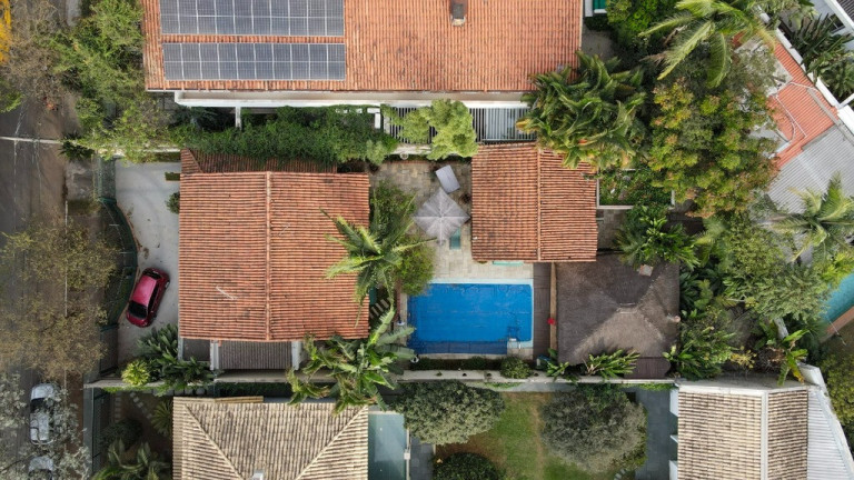 Imagem Casa com 4 Quartos à Venda, em Alto De Pinheiros - São Paulo Imagem Casa com 4 Quartos à Venda, em Alto De Pinheiros - São Paulo