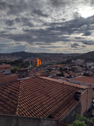 Imagem Casa com 1 Quarto à Venda, 48 m² em Dom Bosco - Poços De Caldas Imagem Casa com 1 Quarto à Venda, 48 m² em Dom Bosco - Poços De Caldas