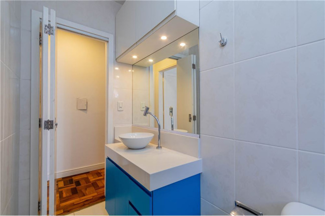 Imagem Apartamento com 1 Quarto à Venda, 42 m² em Menino Deus - Porto Alegre Imagem Apartamento com 1 Quarto à Venda, 42 m² em Menino Deus - Porto Alegre