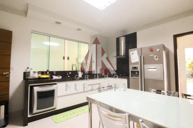 Imagem Imóvel com 3 Quartos à Venda, 251 m² em Zona 07 - Maringá Imagem Imóvel com 3 Quartos à Venda, 251 m² em Zona 07 - Maringá