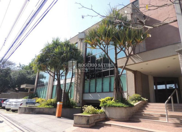 Imóvel à Venda, 2.300 m² em Vila Hamburguesa - São Paulo