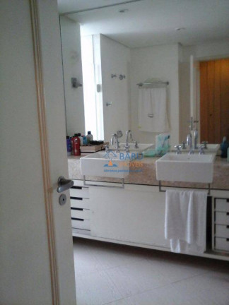 Imagem Apartamento com 3 Quartos à Venda ou Locação, 227 m² em Higienópolis - São Paulo Imagem Apartamento com 3 Quartos à Venda ou Locação, 227 m² em Higienópolis - São Paulo
