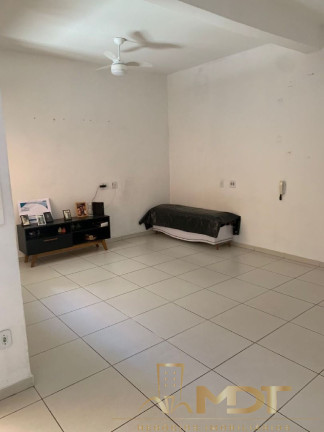 Imagem Casa com 3 Quartos à Venda, 120 m² em Santa Mônica - Belo Horizonte Imagem Casa com 3 Quartos à Venda, 120 m² em Santa Mônica - Belo Horizonte