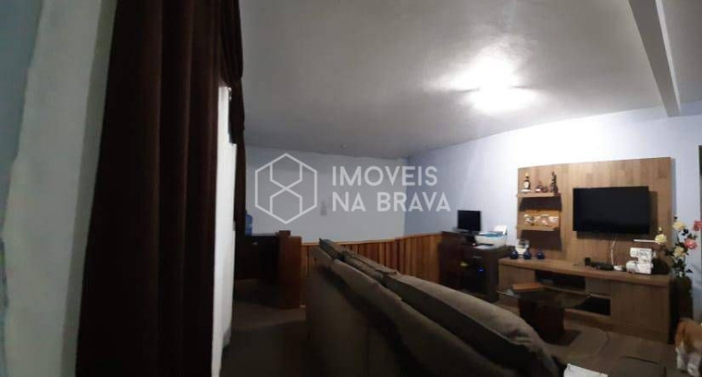 Imagem Casa com 3 Quartos à Venda, 290 m² em Itaipava - Itajaí