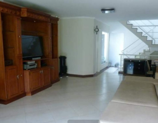 Imagem Casa com 3 Quartos à Venda, 300 m² em Moinho Velho - Sp Imagem Casa com 3 Quartos à Venda, 300 m² em Moinho Velho - Sp