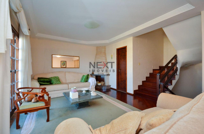 Imagem Casa com 4 Quartos à Venda, 225 m² em Pilarzinho - Curitiba