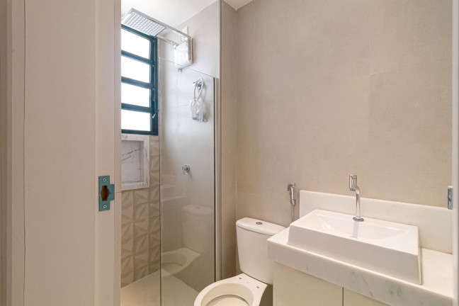 Imagem Apartamento com 1 Quarto à Venda, 33 m² em Copacabana - Rio De Janeiro Imagem Apartamento com 1 Quarto à Venda, 33 m² em Copacabana - Rio De Janeiro
