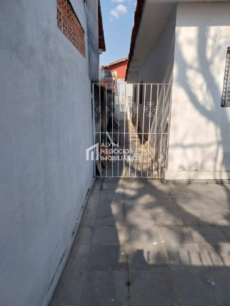 Imagem Casa com 3 Quartos à Venda, 300 m² em Santana - São José Dos Campos Imagem Casa com 3 Quartos à Venda, 300 m² em Santana - São José Dos Campos