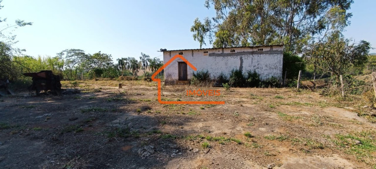 Imagem Imóvel com 3 Quartos à Venda, 300 m² em Rural - Alfenas Imagem Imóvel com 3 Quartos à Venda, 300 m² em Rural - Alfenas