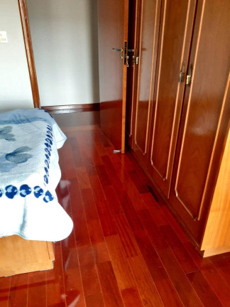 Imagem Sobrado com 4 Quartos à Venda, 203 m² em Vila Assunção - Santo André