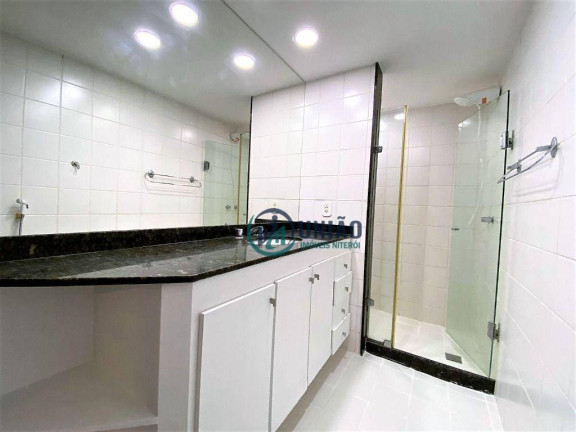 Imagem Apartamento com 4 Quartos à Venda, 260 m² em Icaraí - Niterói