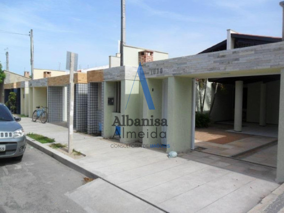 Imagem Casa com 3 Quartos à Venda, 242 m² em Sapiranga-coité - Fortaleza