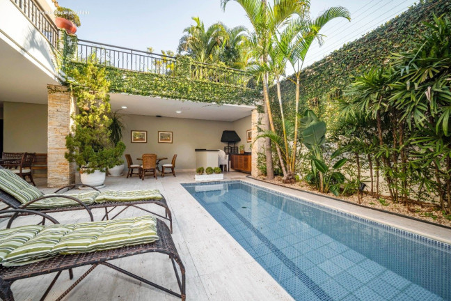 Imagem Casa com 3 Quartos à Venda, 483 m² em Vila Nova Conceição - São Paulo Imagem Casa com 3 Quartos à Venda, 483 m² em Vila Nova Conceição - São Paulo