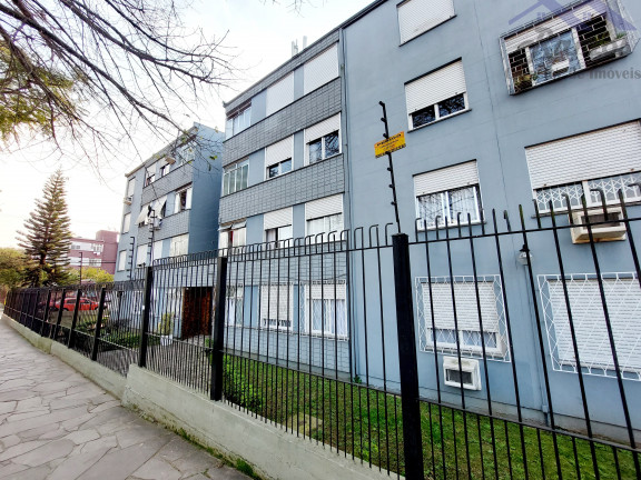 Imagem Imóvel com 2 Quartos à Venda, 46 m² em Cristal - Porto Alegre Imagem Imóvel com 2 Quartos à Venda, 46 m² em Cristal - Porto Alegre