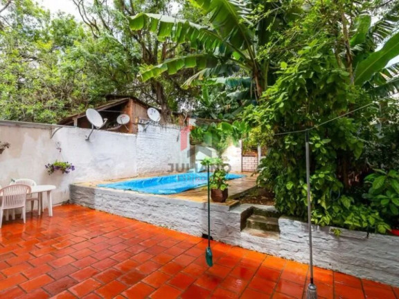 Imagem Casa com 4 Quartos à Venda, 280 m² em Vila Jardim - Porto Alegre Imagem Casa com 4 Quartos à Venda, 280 m² em Vila Jardim - Porto Alegre