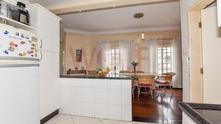 Imagem Casa com 4 Quartos à Venda, 243 m² em Pilarzinho - Curitiba Imagem Casa com 4 Quartos à Venda, 243 m² em Pilarzinho - Curitiba