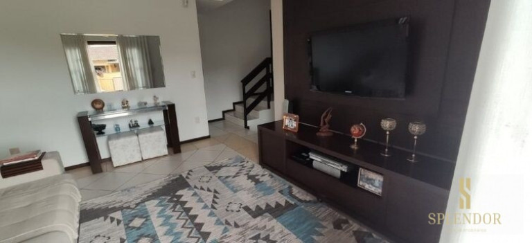 Imagem Casa com 3 Quartos à Venda, 230 m² em Velha - Blumenau Imagem Casa com 3 Quartos à Venda, 230 m² em Velha - Blumenau
