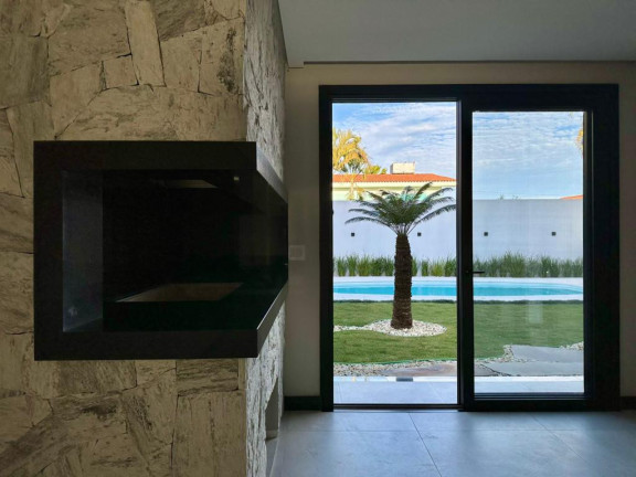 Imagem Casa com 5 Quartos à Venda, 460 m² em Atlantida - Xangri-la Imagem Casa com 5 Quartos à Venda, 460 m² em Atlantida - Xangri-la