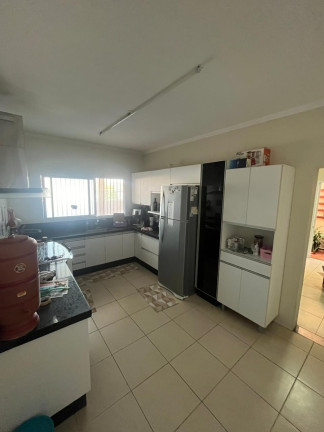 Imagem Casa com 2 Quartos à Venda, em Centro - Iperó Imagem Casa com 2 Quartos à Venda, em Centro - Iperó