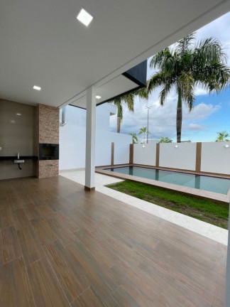 Imagem Casa com 3 Quartos à Venda, 225 m² em Ponta Negra - Manaus Imagem Casa com 3 Quartos à Venda, 225 m² em Ponta Negra - Manaus