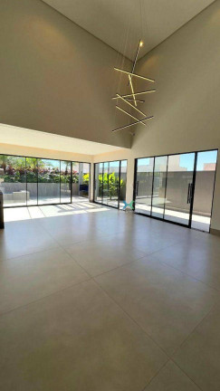 Imagem Sobrado com 3 Quartos à Venda, 308 m² em Alphaville Campo Grande - Campo Grande Imagem Sobrado com 3 Quartos à Venda, 308 m² em Alphaville Campo Grande - Campo Grande