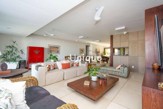 Imagem Casa com 5 Quartos à Venda, 400 m² em Geribá - Armação Dos Búzios Imagem Casa com 5 Quartos à Venda, 400 m² em Geribá - Armação Dos Búzios