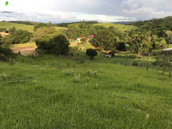Imagem Imóvel com 3 Quartos à Venda, 8.000 m² em Brigadeiro Tobias - Sorocaba Imagem Imóvel com 3 Quartos à Venda, 8.000 m² em Brigadeiro Tobias - Sorocaba