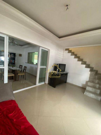 Imagem Sobrado com 4 Quartos à Venda, 200 m² em Boqueirão - Santos