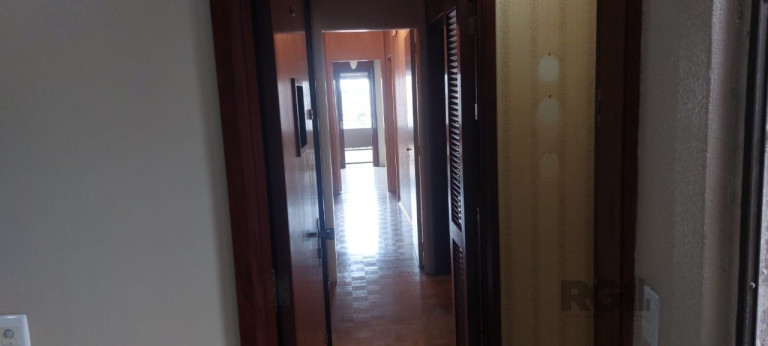 Imagem Apartamento com 3 Quartos à Venda, 174 m² em Petrópolis - Porto Alegre Imagem Apartamento com 3 Quartos à Venda, 174 m² em Petrópolis - Porto Alegre