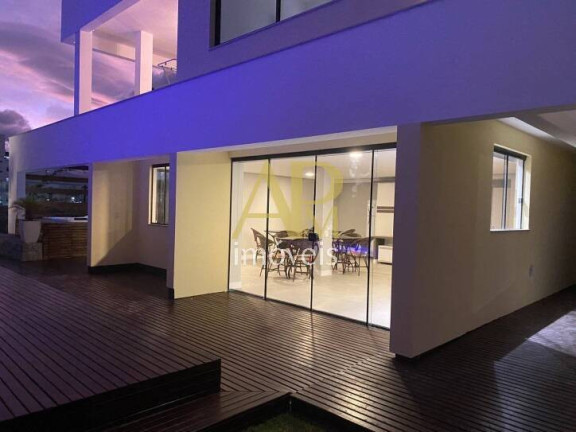 Imagem Casa com 3 Quartos à Venda, 722 m² em Pedra Branca - Palhoça Imagem Casa com 3 Quartos à Venda, 722 m² em Pedra Branca - Palhoça