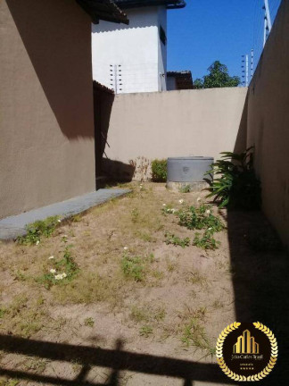 Imagem Casa com 3 Quartos à Venda, 375 m² em Sapiranga - Fortaleza