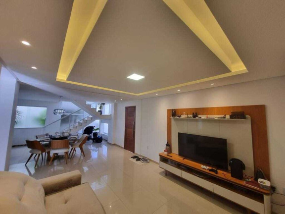 Imagem Casa com 4 Quartos à Venda, 243 m² em Pitangueiras - Lauro De Freitas