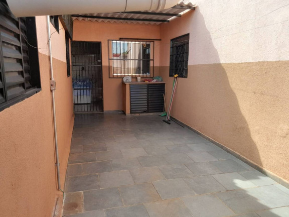 Imagem Casa com 3 Quartos à Venda, 207 m² em Ribeirão Preto Imagem Casa com 3 Quartos à Venda, 207 m² em Ribeirão Preto