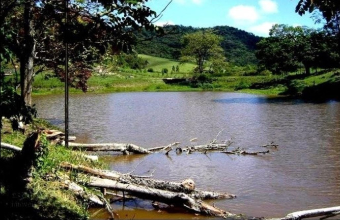 Imagem Fazenda à Venda, 300 m² em Centro - Guaratinguetá Imagem Fazenda à Venda, 300 m² em Centro - Guaratinguetá