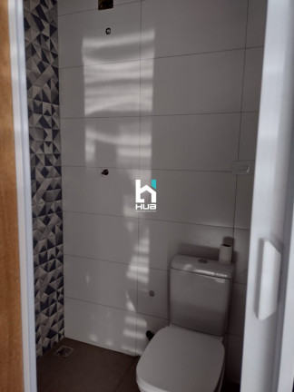 Imagem Casa com 2 Quartos à Venda, 80 m²