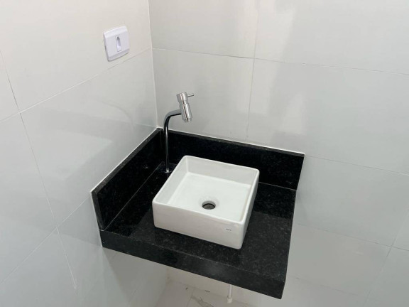 Imagem Kitnet à Venda, 18 m² em Ocian - Praia Grande Imagem Kitnet à Venda, 18 m² em Ocian - Praia Grande